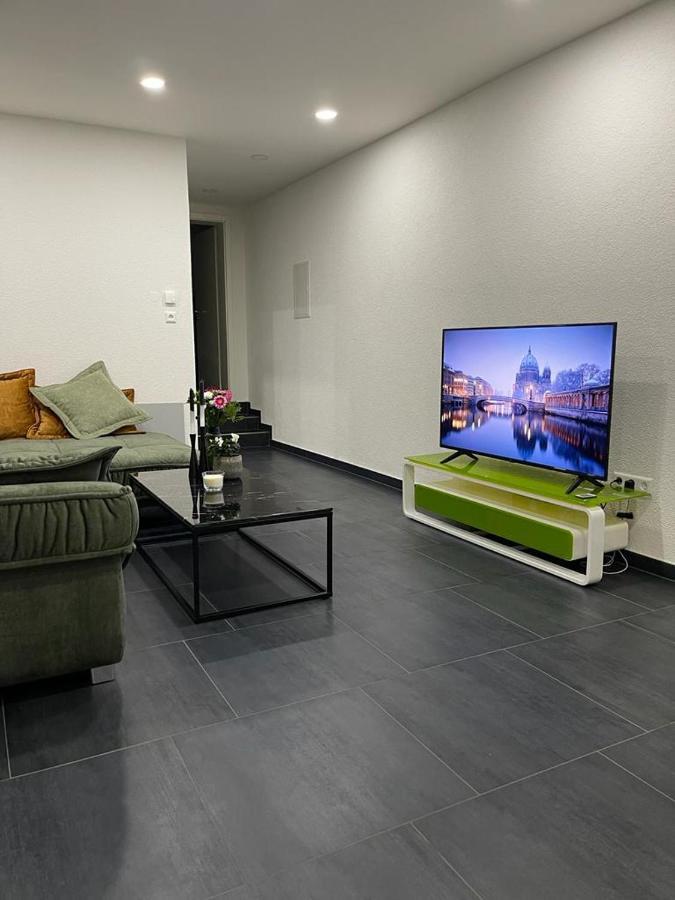 2 Zimmer Wohnung Zur Taegliche Miete Гехінґен Екстер'єр фото