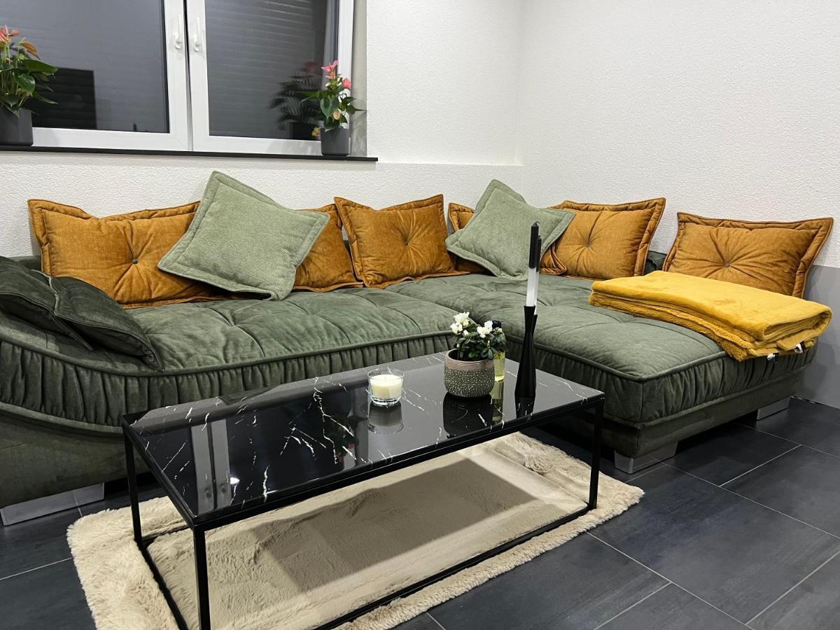 2 Zimmer Wohnung Zur Taegliche Miete Гехінґен Екстер'єр фото